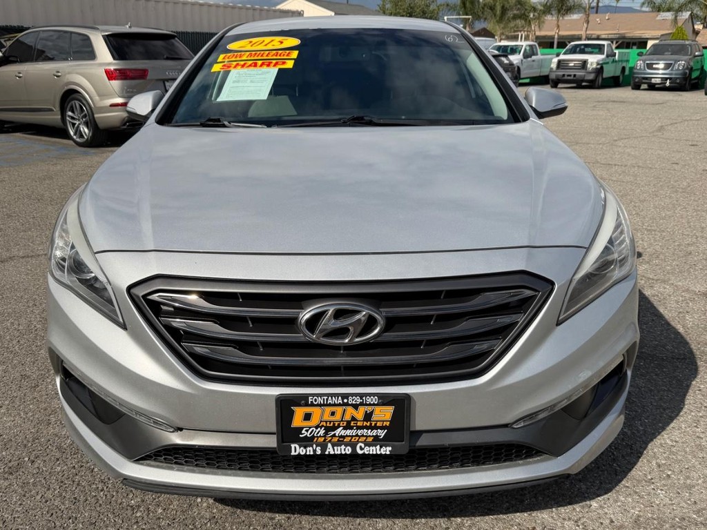 Hyundai Sonata Vehicle Full-screen Gallery Image 14