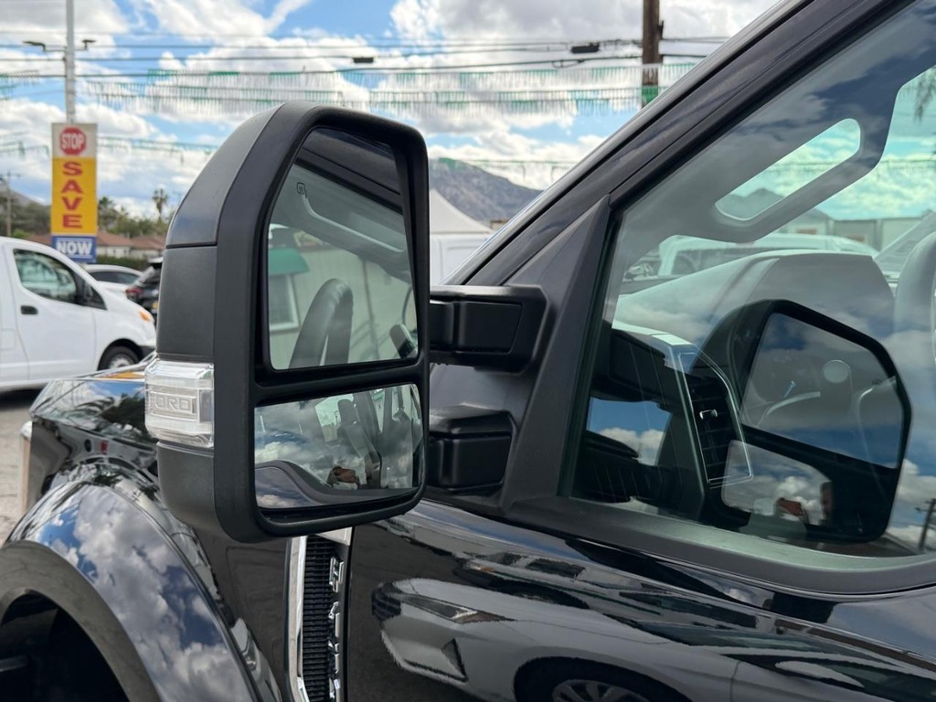 Ford F-450 Vehicle Full-screen Gallery Image 52