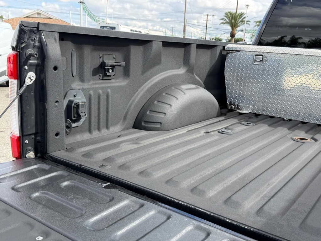 Ford F-450 Vehicle Full-screen Gallery Image 58