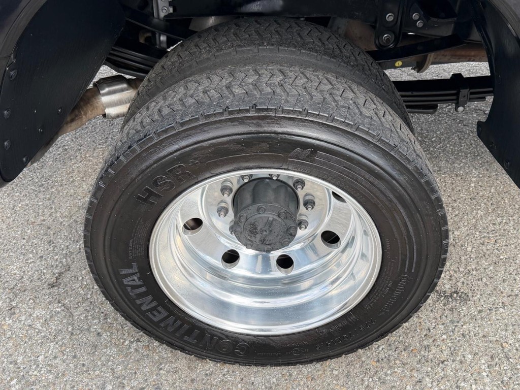 Ford F-450 Vehicle Full-screen Gallery Image 66