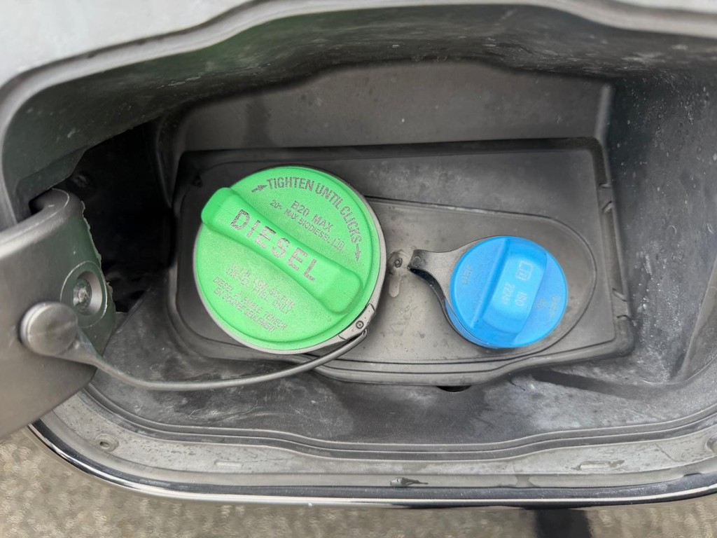 Ford F-450 Vehicle Full-screen Gallery Image 69