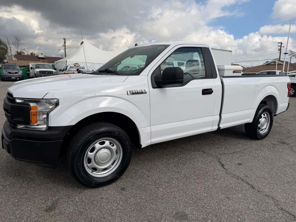 Ford F-150 Vehicle Full-screen Gallery Image 12