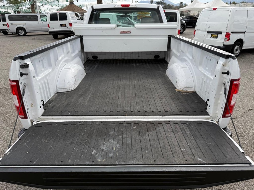 Ford F-150 Vehicle Full-screen Gallery Image 33