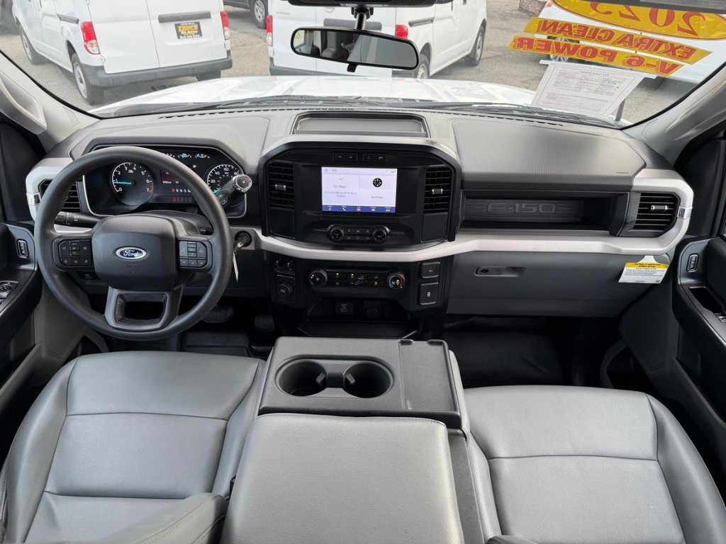 Ford F-150 Vehicle Full-screen Gallery Image 29