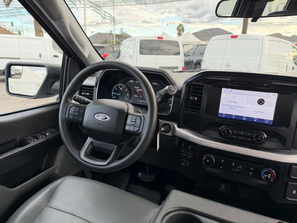 Ford F-150 Vehicle Full-screen Gallery Image 30