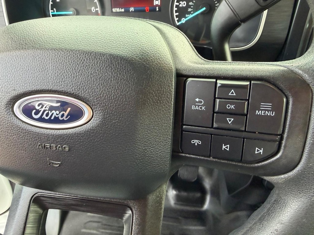 Ford F-150 Vehicle Full-screen Gallery Image 35