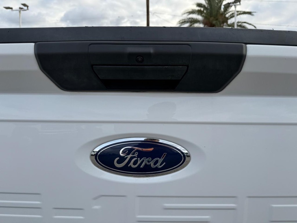 Ford F-150 Vehicle Full-screen Gallery Image 44