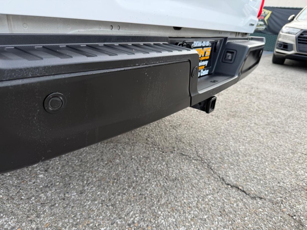 Ford F-150 Vehicle Full-screen Gallery Image 45