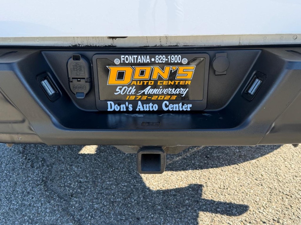 Ford F-150 Vehicle Full-screen Gallery Image 36