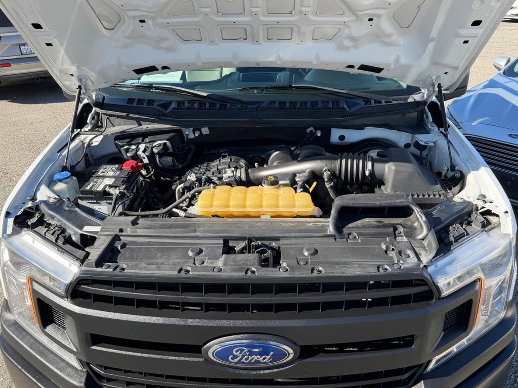Ford F-150 Vehicle Full-screen Gallery Image 38