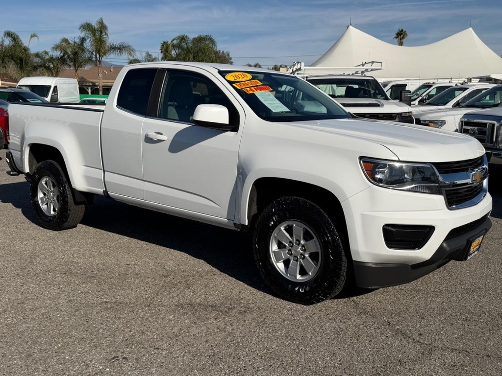 Chevrolet Colorado Vehicle Full-screen Gallery Image 03