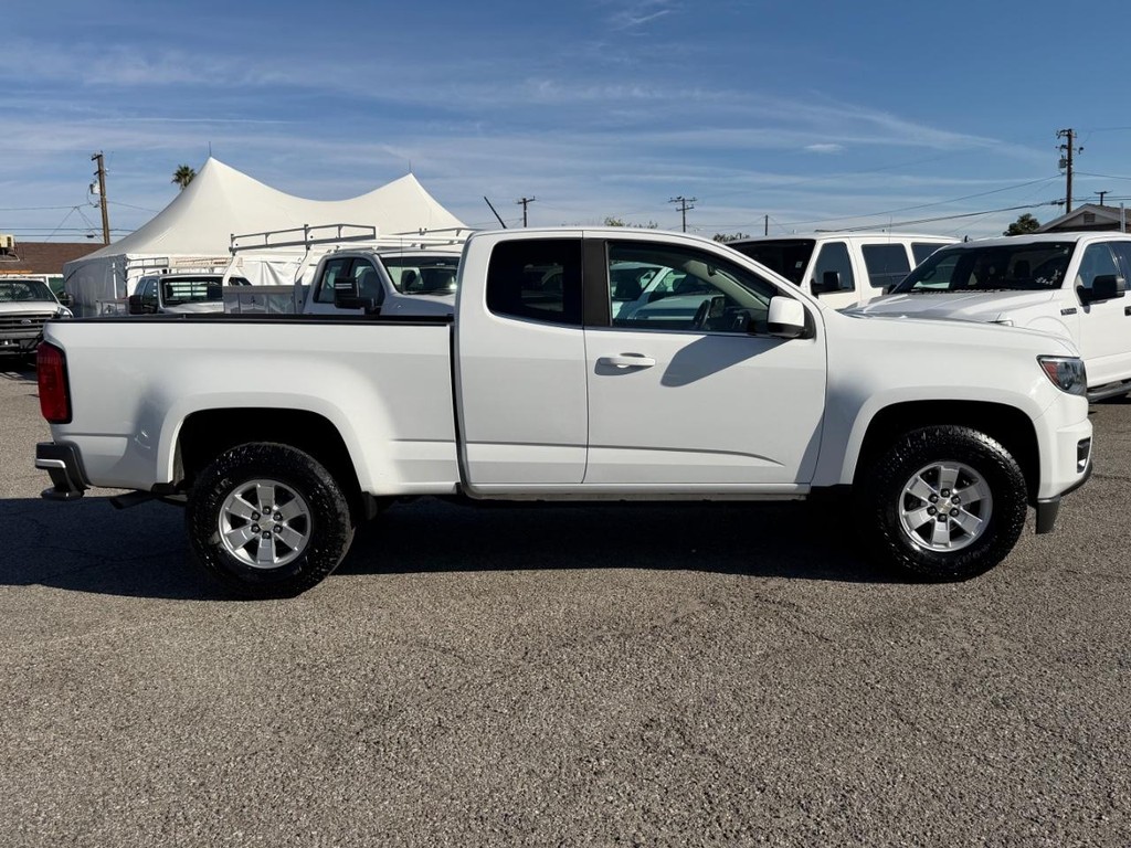 Chevrolet Colorado Vehicle Full-screen Gallery Image 05