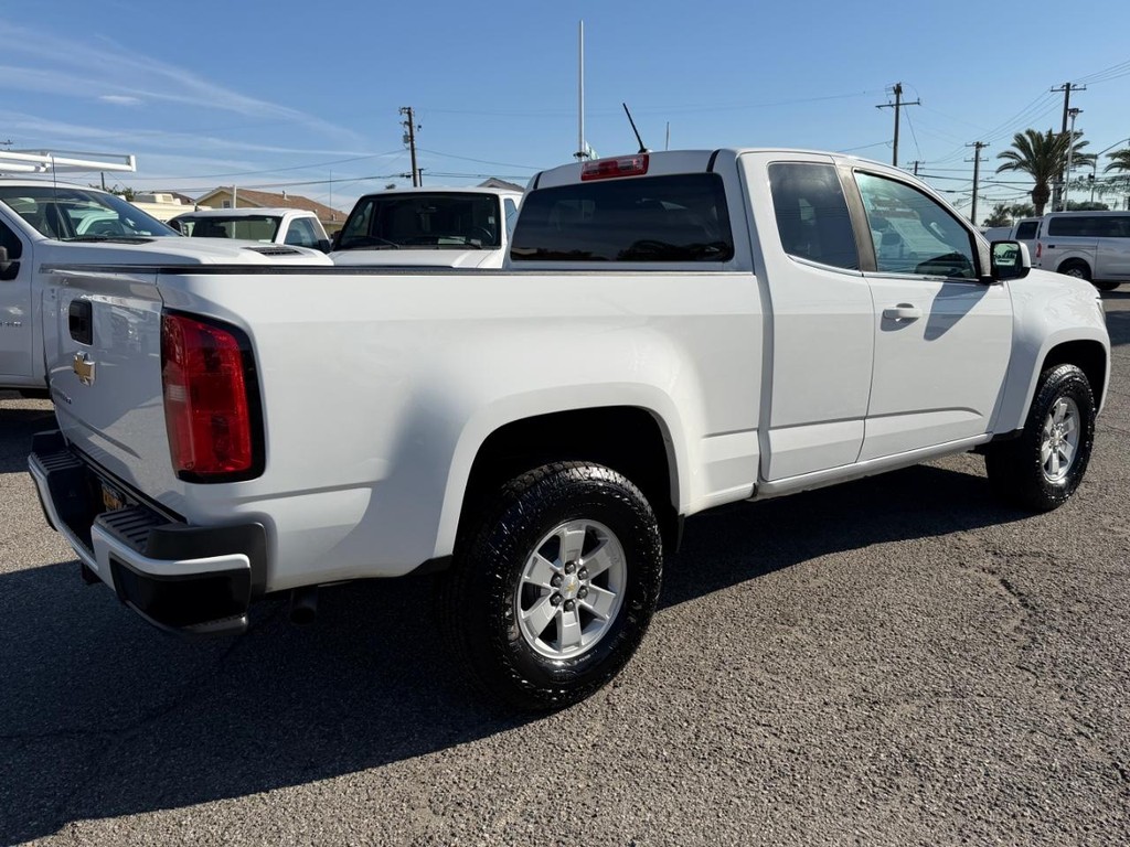 Chevrolet Colorado Vehicle Full-screen Gallery Image 06
