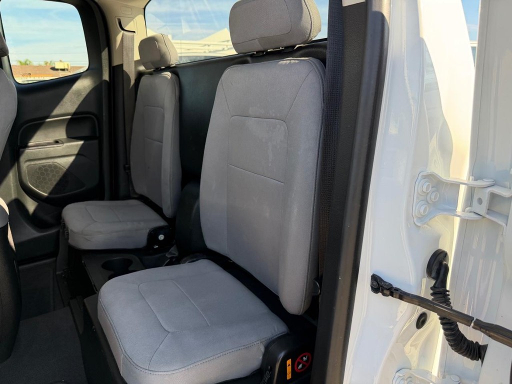 Chevrolet Colorado Vehicle Full-screen Gallery Image 20