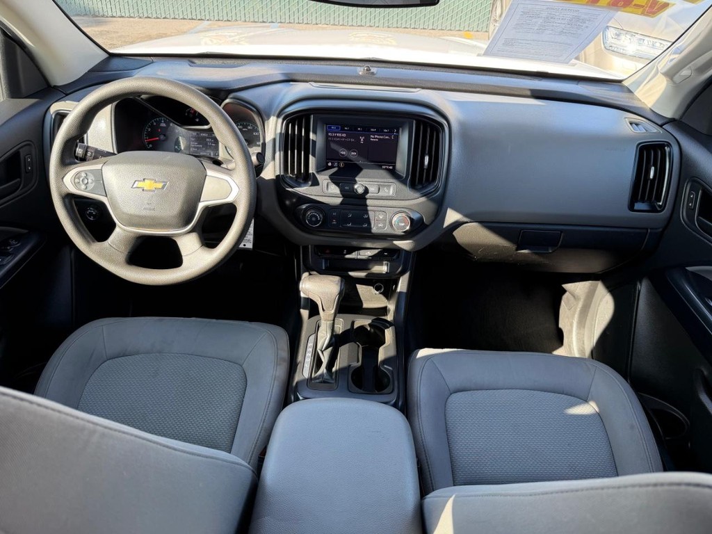 Chevrolet Colorado Vehicle Full-screen Gallery Image 27