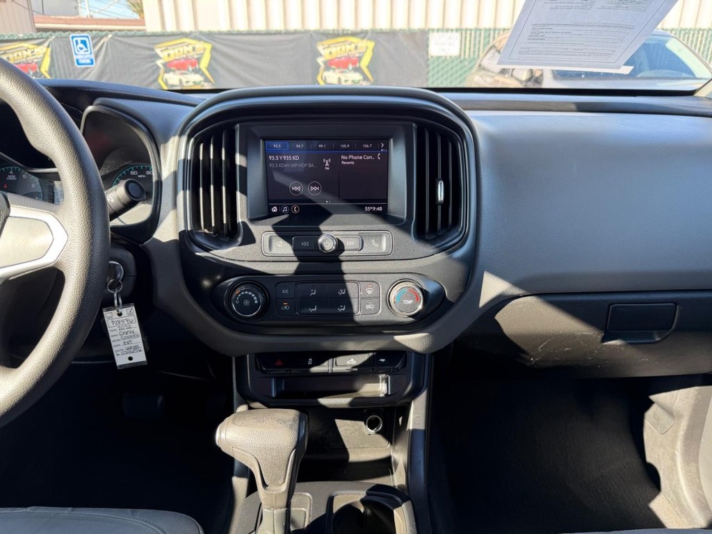 Chevrolet Colorado Vehicle Full-screen Gallery Image 29