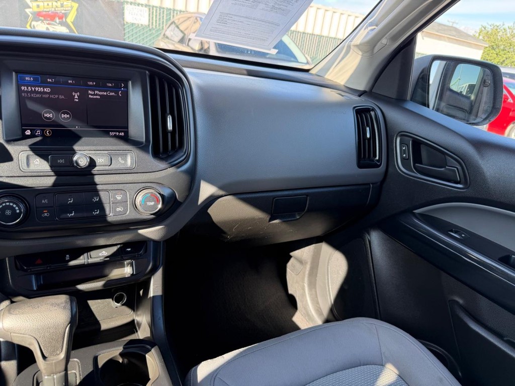 Chevrolet Colorado Vehicle Full-screen Gallery Image 30