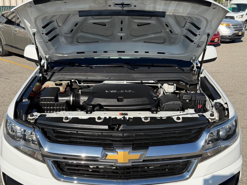 Chevrolet Colorado Vehicle Full-screen Gallery Image 35