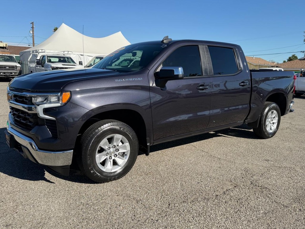 Chevrolet Silverado 1500 Vehicle Full-screen Gallery Image 12