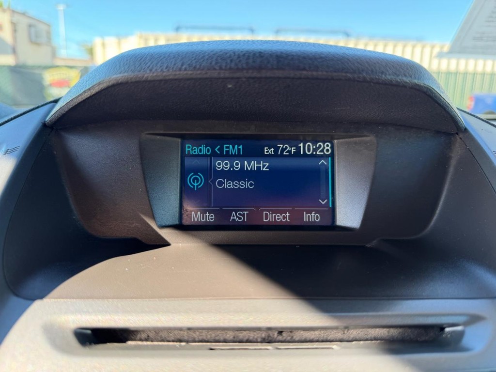 Ford Transit Connect Vehicle Full-screen Gallery Image 43