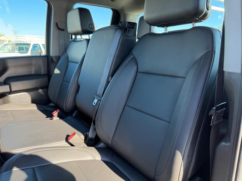 Chevrolet Silverado 2500HD Vehicle Full-screen Gallery Image 63