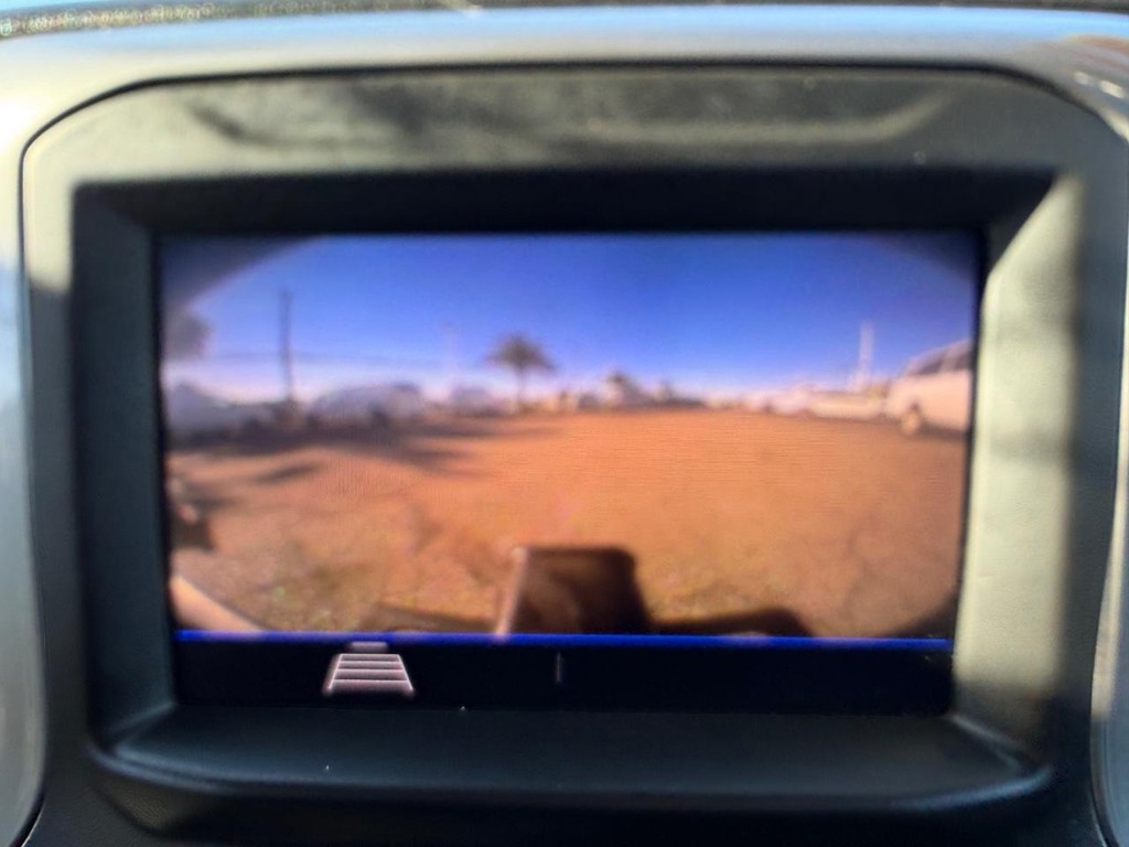 Chevrolet Silverado 2500HD Vehicle Full-screen Gallery Image 64