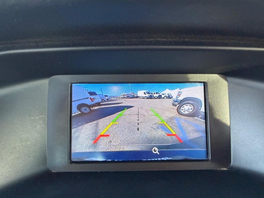 Ford Focus Vehicle Full-screen Gallery Image 35