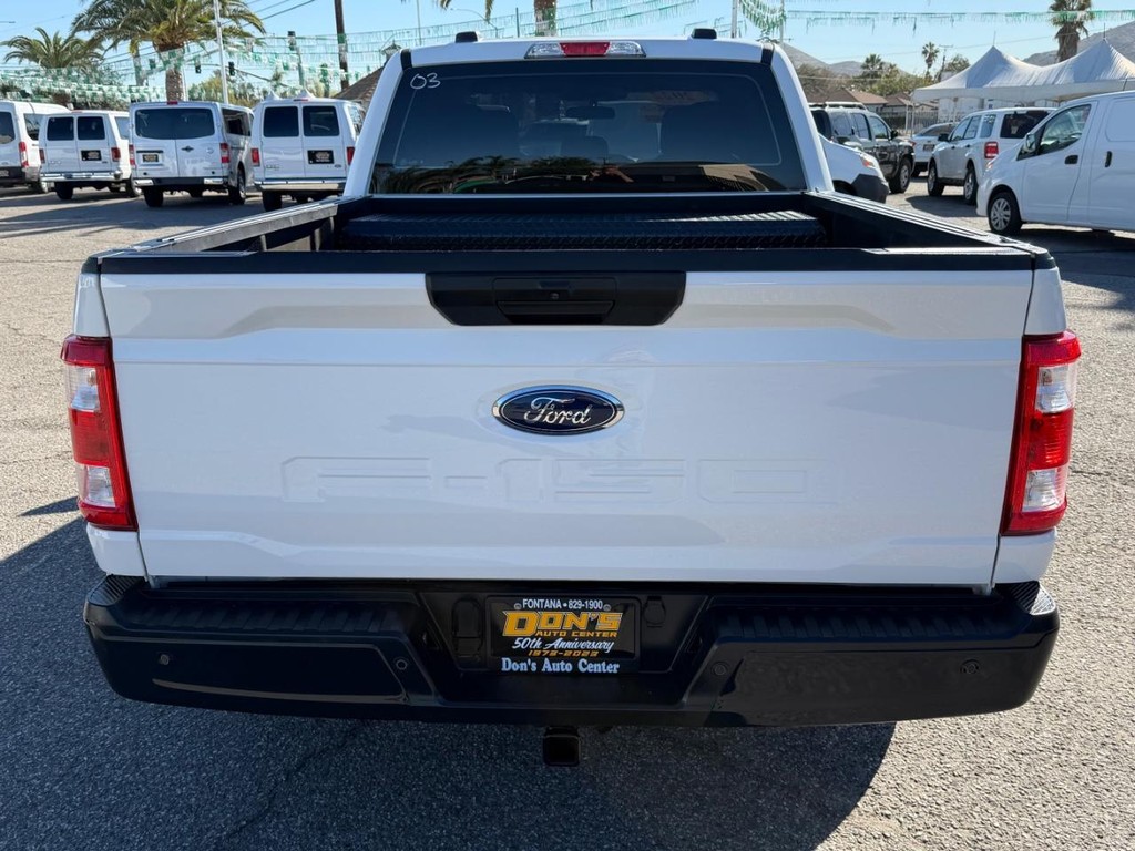 Ford F-150 Vehicle Full-screen Gallery Image 08