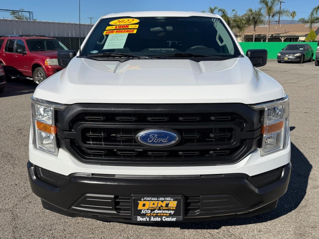 Ford F-150 Vehicle Full-screen Gallery Image 14
