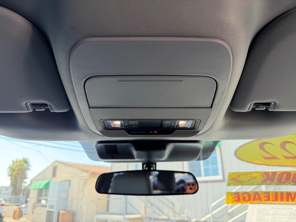 Ford F-150 Vehicle Full-screen Gallery Image 39