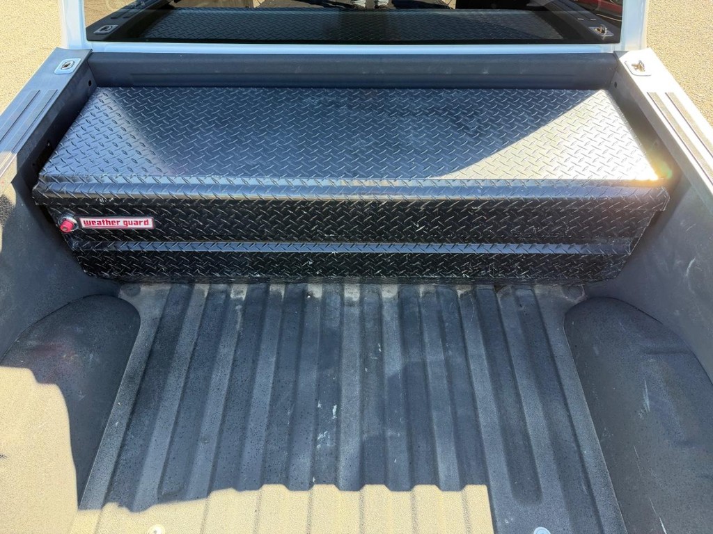 Ford F-150 Vehicle Full-screen Gallery Image 44