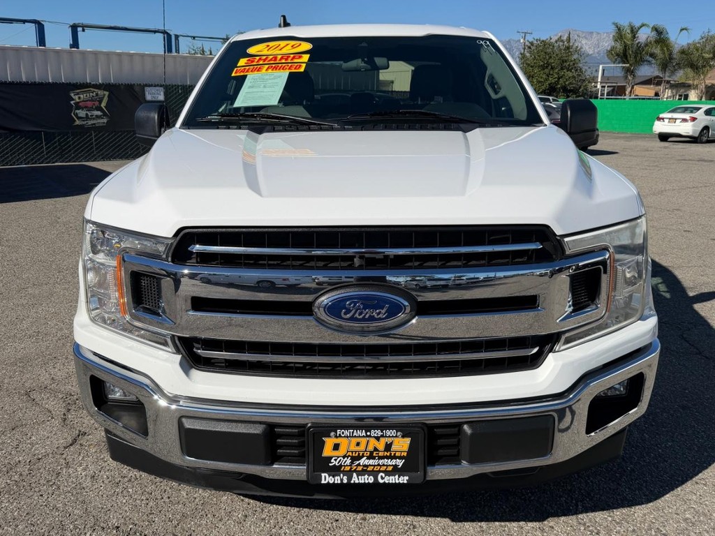 Ford F-150 Vehicle Full-screen Gallery Image 14