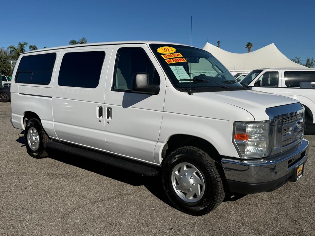 Ford E-250 Mobile Office Vehicle Full-screen Gallery Image 04