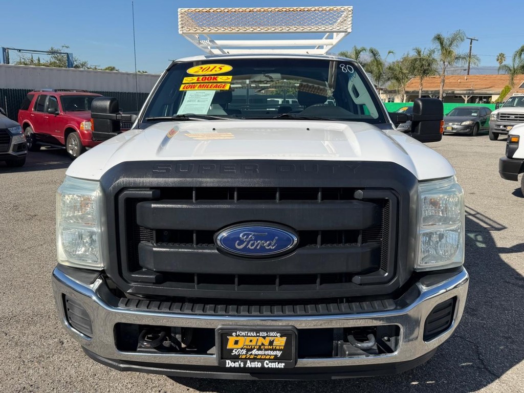 Ford F-250 Vehicle Full-screen Gallery Image 12