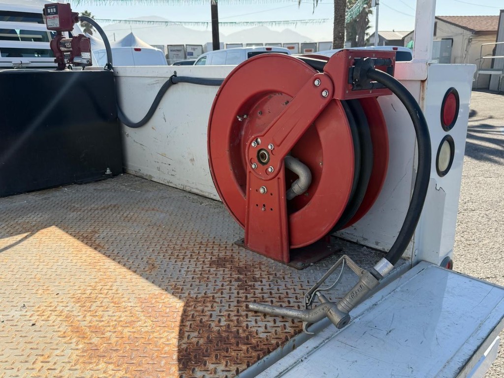 Ford F-250 Vehicle Full-screen Gallery Image 18