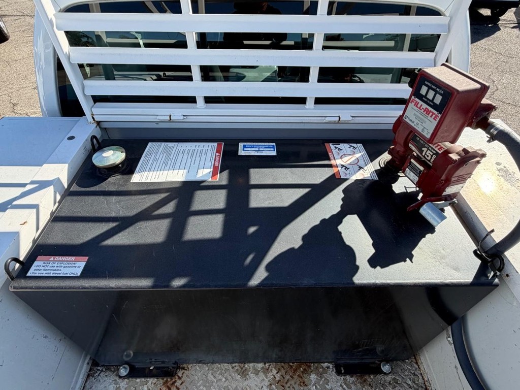 Ford F-250 Vehicle Full-screen Gallery Image 20