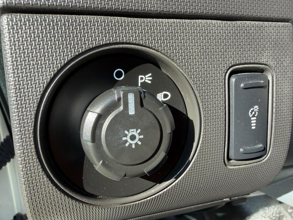 Ford F-250 Vehicle Full-screen Gallery Image 45