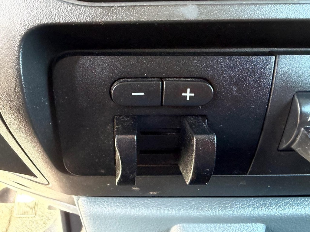 Ford F-250 Vehicle Full-screen Gallery Image 49