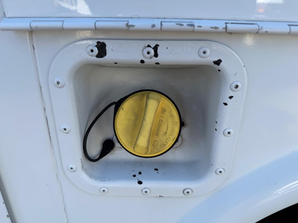 Ford F-250 Vehicle Full-screen Gallery Image 52