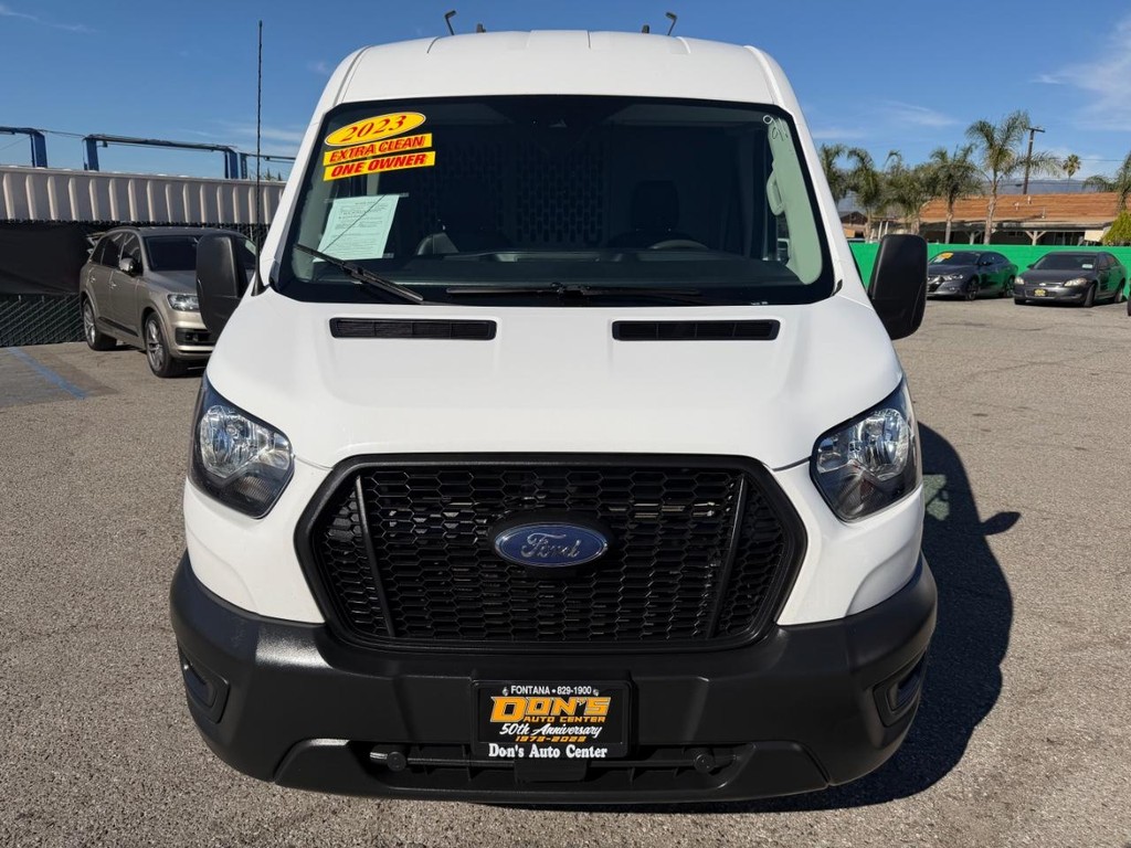 Ford Transit 150 Vehicle Full-screen Gallery Image 15