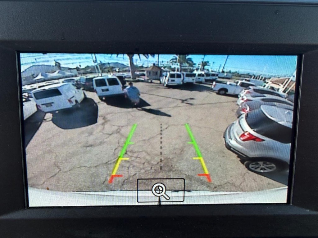 Ford Transit 150 Vehicle Full-screen Gallery Image 44