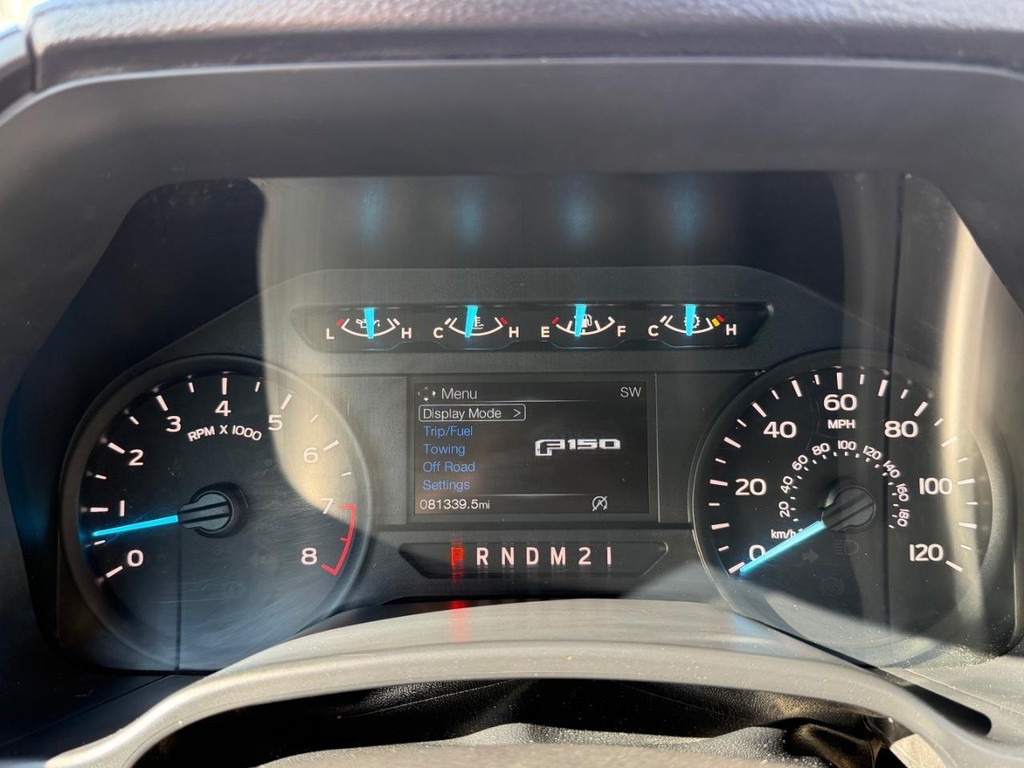 Ford F-150 Vehicle Full-screen Gallery Image 28