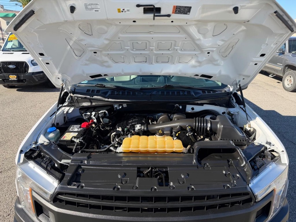 Ford F-150 Vehicle Full-screen Gallery Image 38