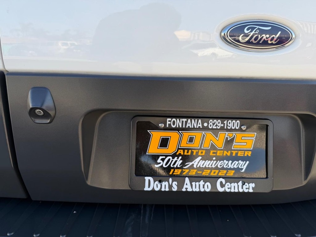 Ford Transit 350 Vehicle Full-screen Gallery Image 43