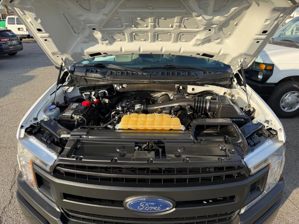 Ford F-150 Vehicle Full-screen Gallery Image 37