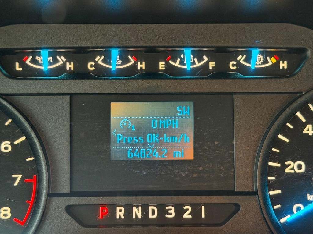 Ford F-150 Vehicle Full-screen Gallery Image 36