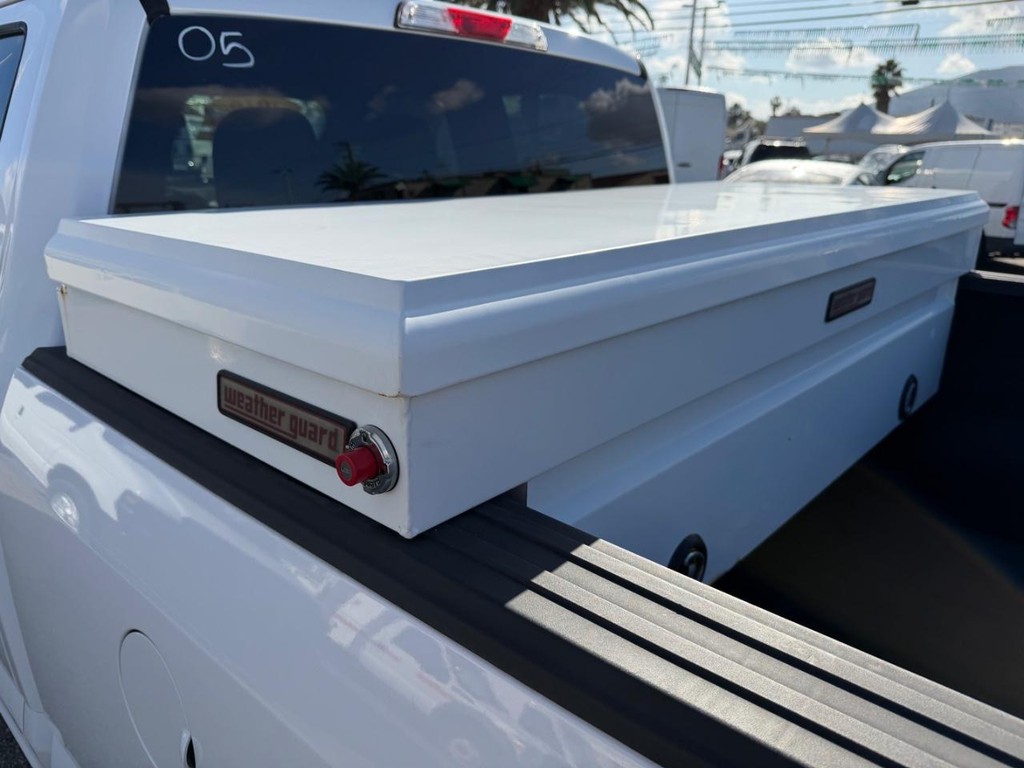 Ford F-150 Vehicle Full-screen Gallery Image 43