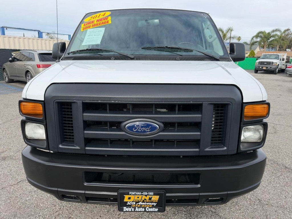 Ford E-250 Cargo Van Vehicle Full-screen Gallery Image 15