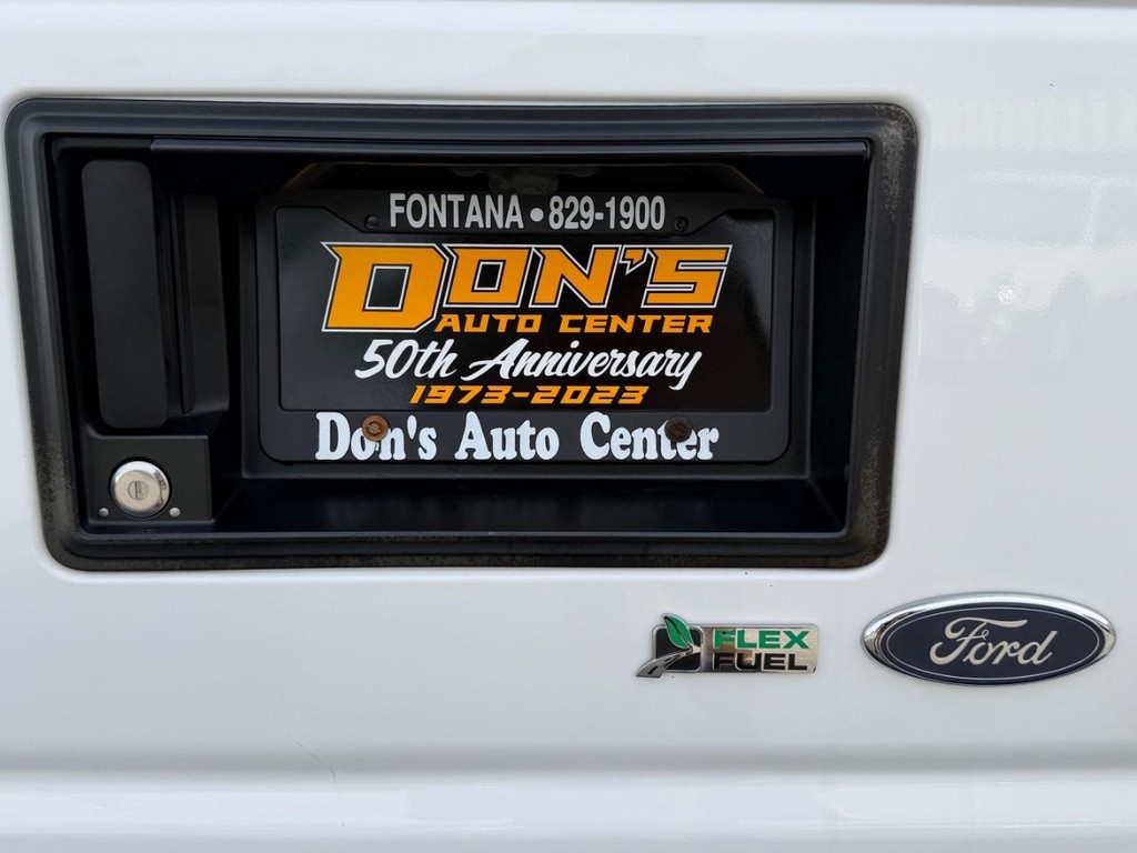 Ford E-250 Cargo Van Vehicle Full-screen Gallery Image 46