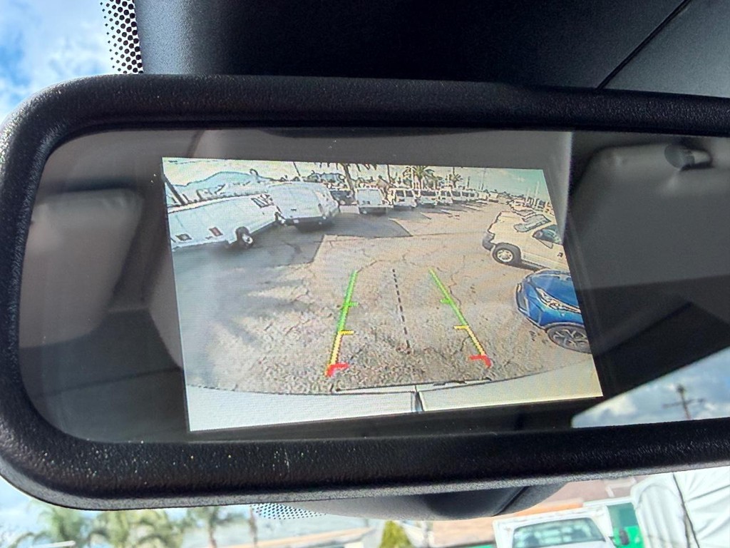 Ford Transit 350 Vehicle Full-screen Gallery Image 51